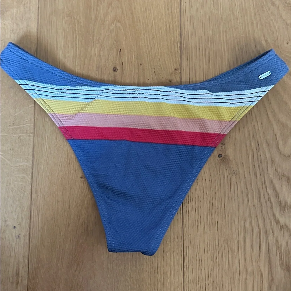 Colorful Bikini Set - Picture 3 of 3